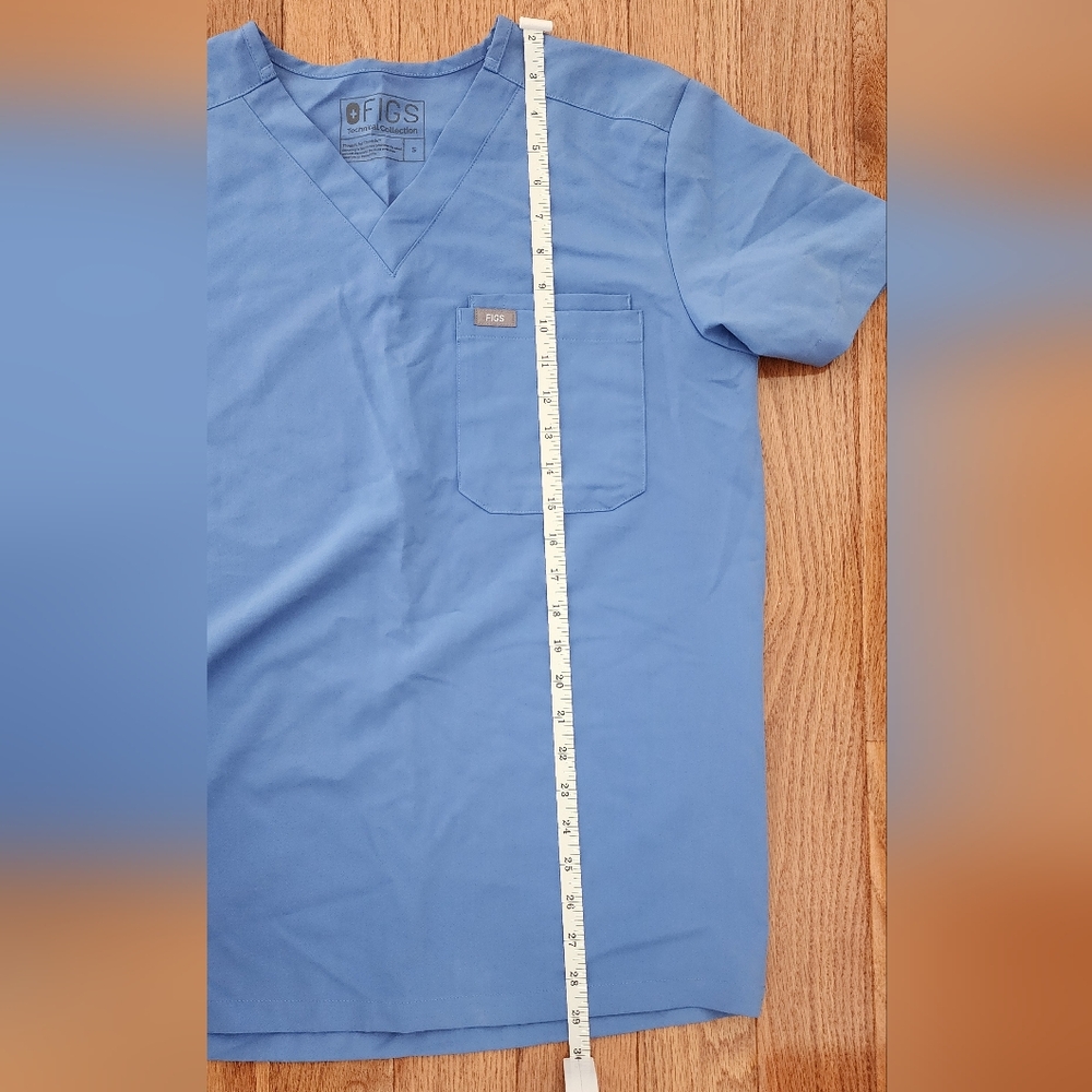 Figs Scrub Top - Picture 5 of 6